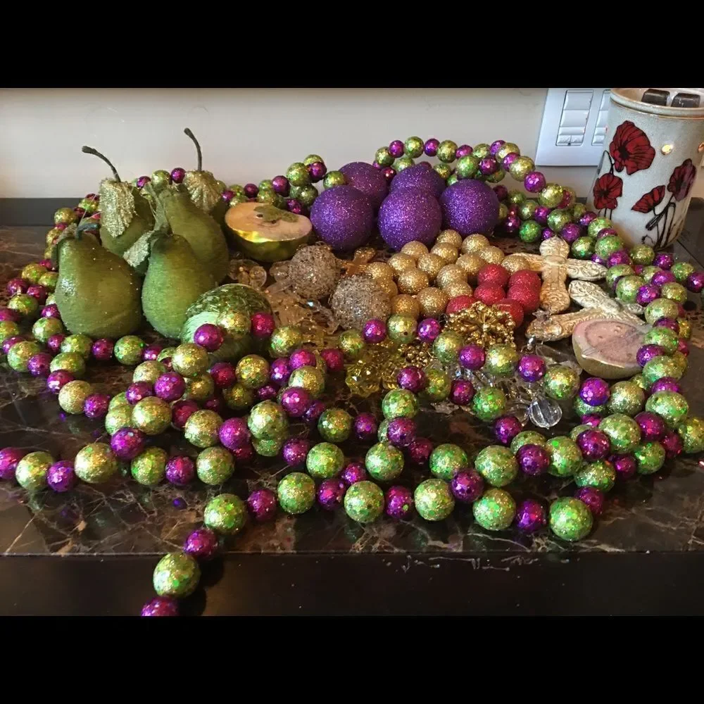 FIVE GREEN Crystal Frosted Pears!
